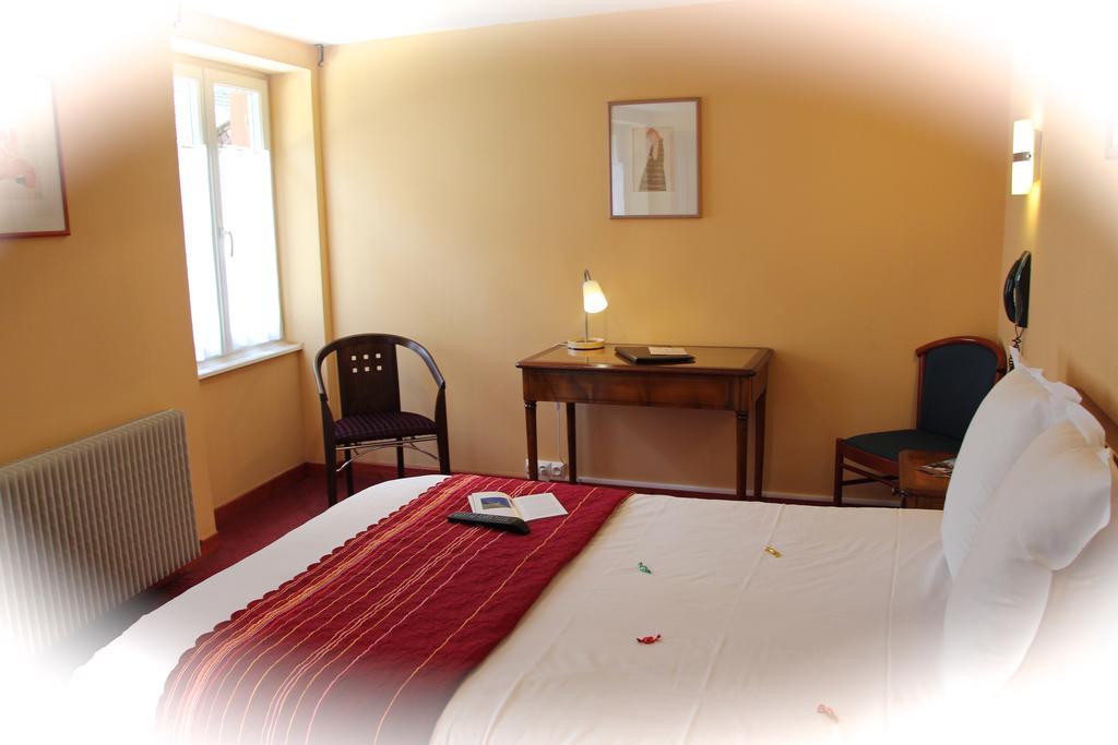 מונסטר Hotel Restaurant La Cigogne חדר תמונה