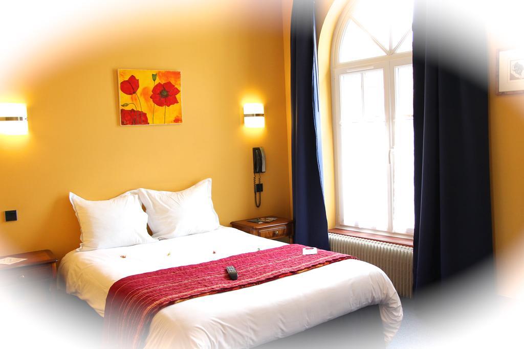 מונסטר Hotel Restaurant La Cigogne מראה חיצוני תמונה